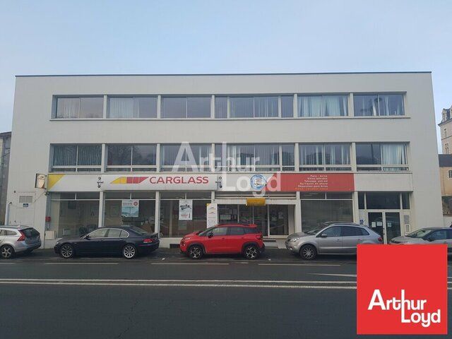 A LOUER LOCAUX COMMERCIAL & BUREAUX CENTRE VILLE POITIERS - 1553M²