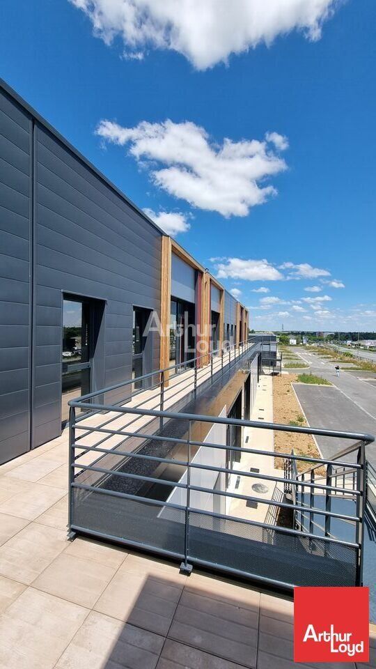 POITIERS ZI REPUBLIQUE - LOCAUX D'ACTIVITES A LOUER - BUREAUX A PARTIR DE 220M²