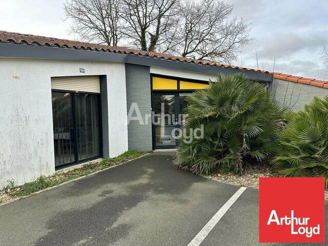 A LOUER BUREAUX DE 91,40 m² - SECTEUR NORD - LA ROCHE SUR YON