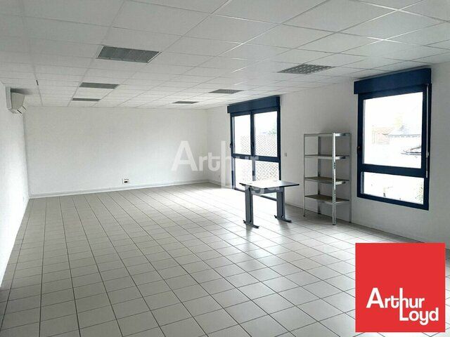 POITIERS EST - AV KENNEDY - LOT DE BUREAUX A LOUER DE 145M²