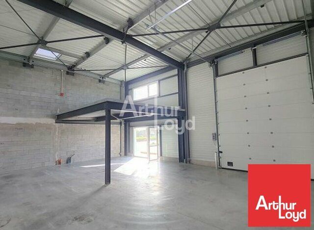 À LOUER / À VENDRE  LOCAL D'ACTIVITÉ 189,40 M²  LES SABLES D'OLONNE